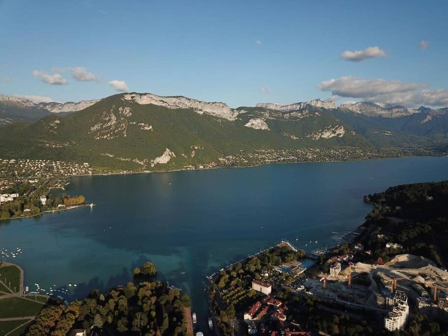 Toit-Terrasse Traversant Plein Centre 100M Du Lac Apartment Annecy Exterior foto