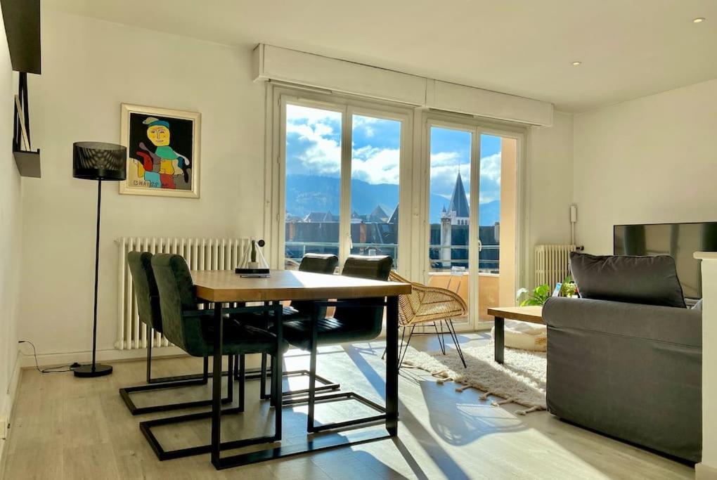 Toit-Terrasse Traversant Plein Centre 100M Du Lac Apartment Annecy Exterior foto