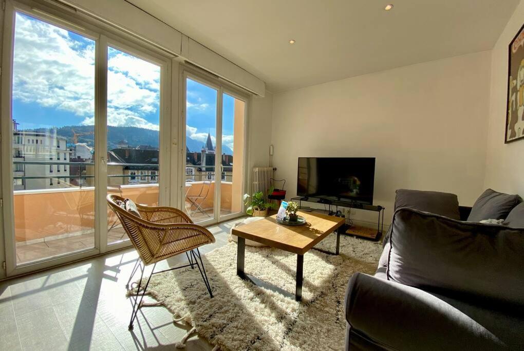 Toit-Terrasse Traversant Plein Centre 100M Du Lac Apartment Annecy Exterior foto